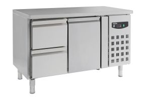 700 REFRIGERATED COUNTER 1 DOOR AND 2 DRAWERS