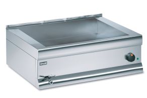 Lincat Silverlink 600 Electric Counter-top Bain Marie - Wet Heat - Gastronorms - Base only - W 750 mm - 2.0 kW