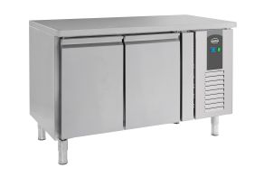 600 REFRIGERATED COUNTER 2 DOORS