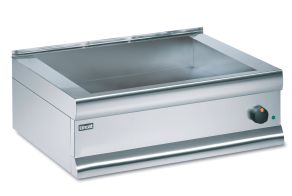 Lincat Silverlink 600 Electric Counter-top Bain Marie - Wet Heat - Gastronorms - Base only - W 750 mm - 2.0 kW